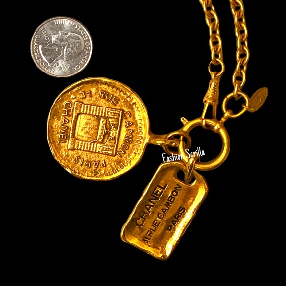 CHANEL 31 RUE CAMBON 1980โs double pendant chain - Picture 13 of 15